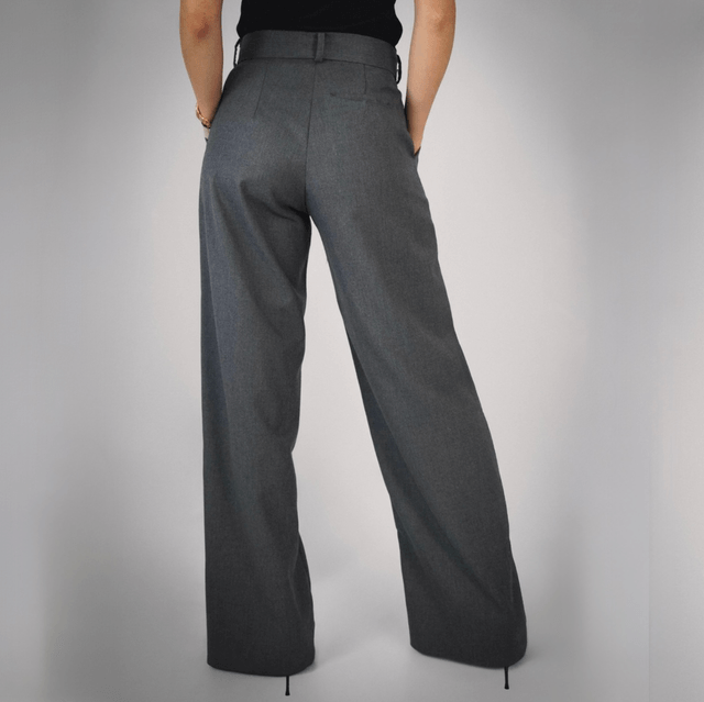 Le pantalon tailleur
